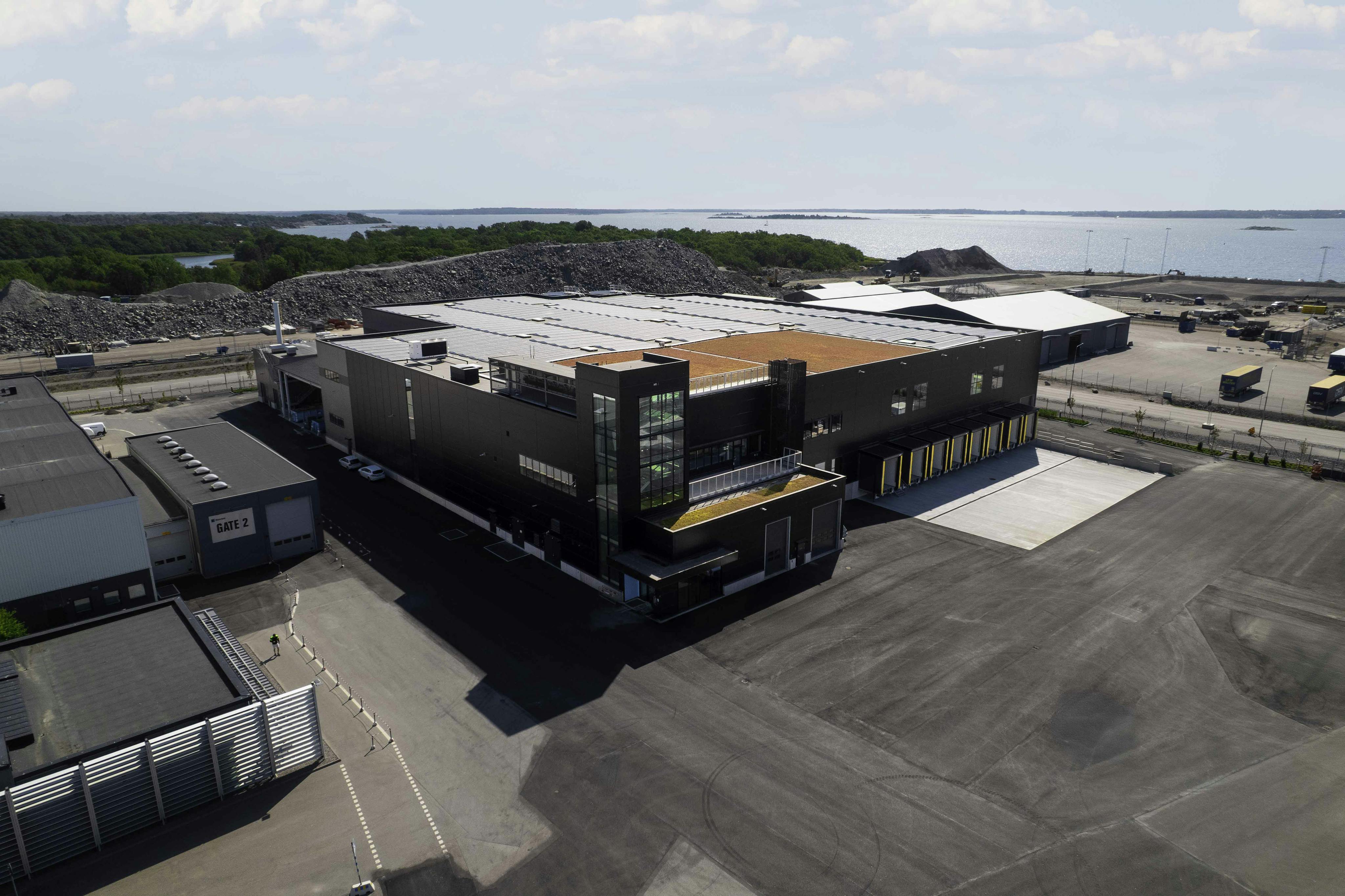 Utsidan av Roxtec – nya lagerlokaler i Karlskrona.
