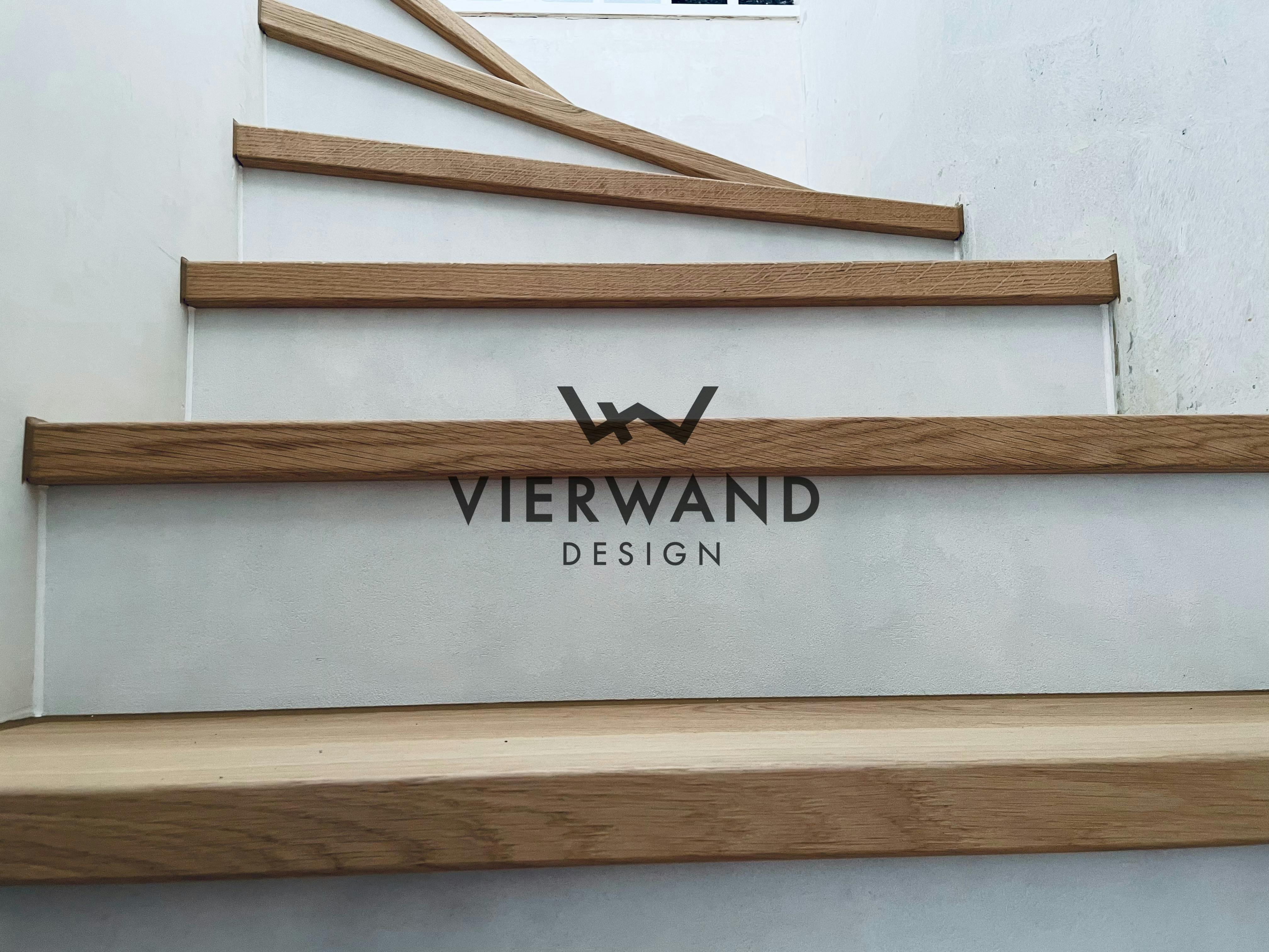 Eine moderne fugenlose Treppe
