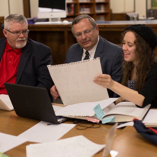 Student with scholar-mentors - Museum of the Bible