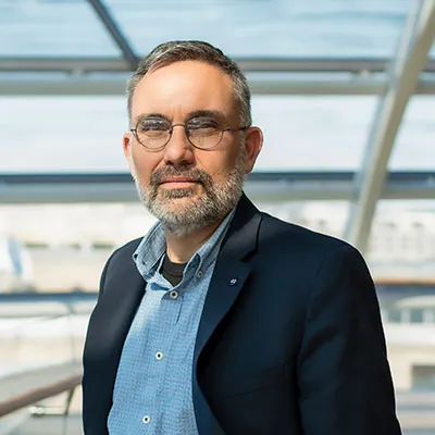 Dr. Robert Duke