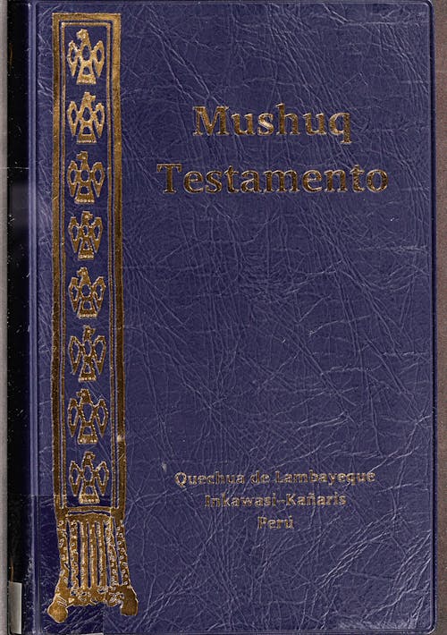 Front cover of Bible translated into Quechua