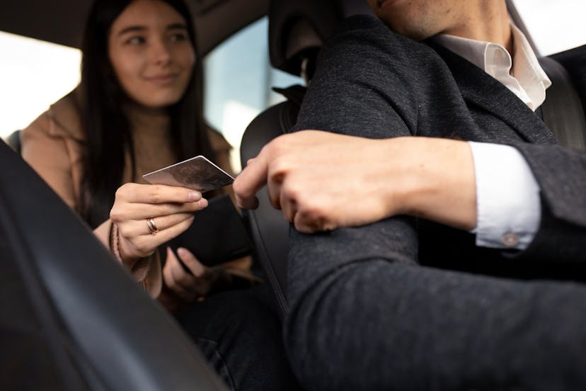 pay by card in a Brussels Taxi