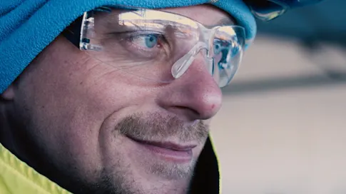 Møt Krzysztof, håndverkeren som bygde sitt drømmehus i Norge!