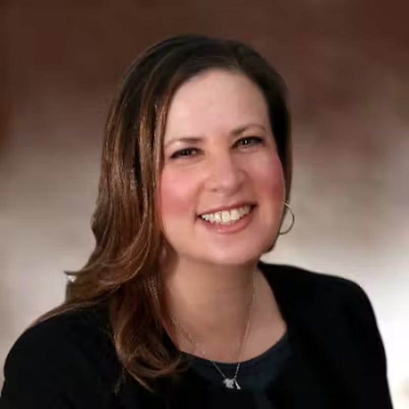 Lynn Cicchelli