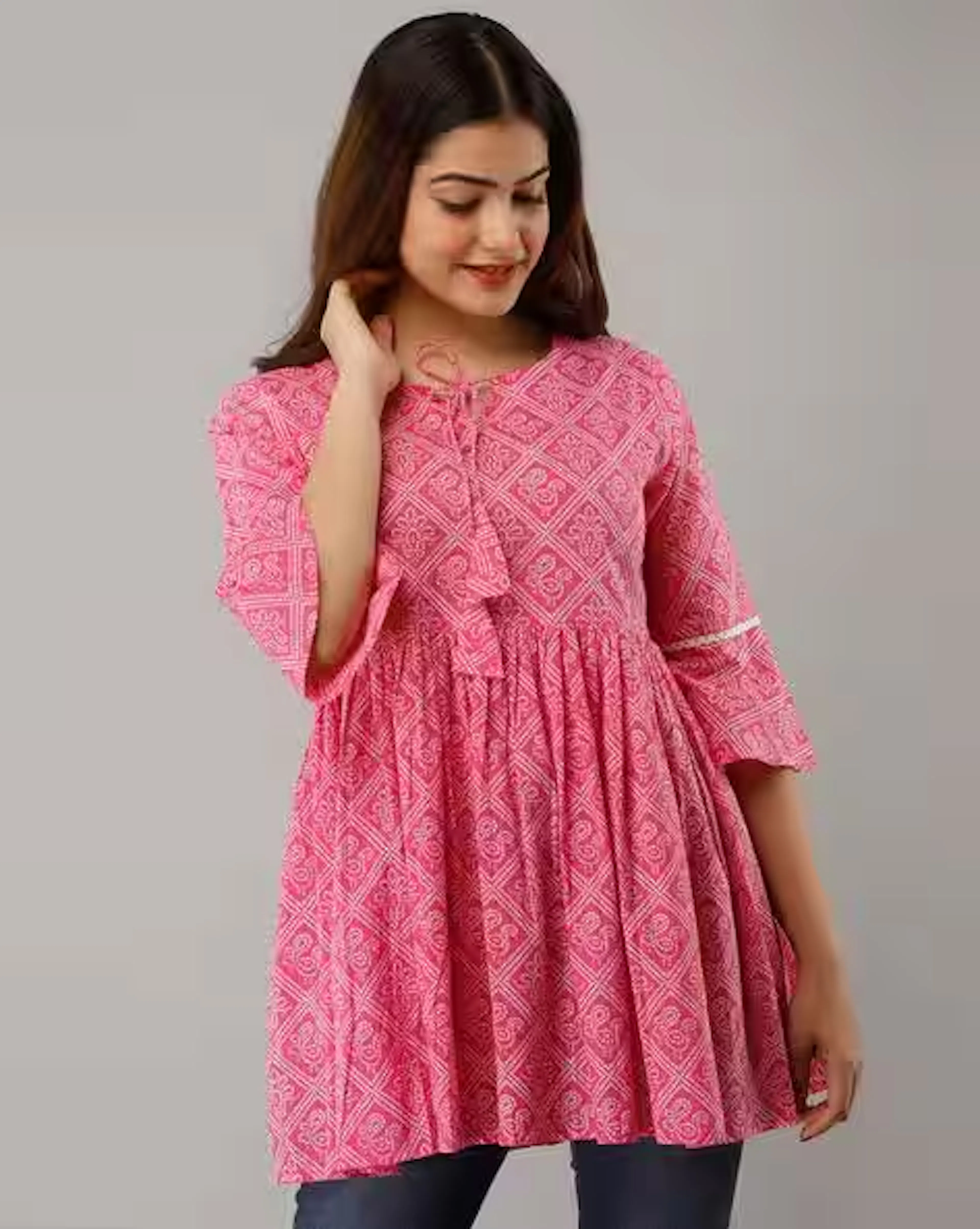 Printed Top with Neck Tie-Up