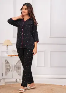 GADWAL FEBRIC Women Nighty Set