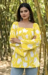 LABANIYA Women Floral Print, Printed Straight Kurta