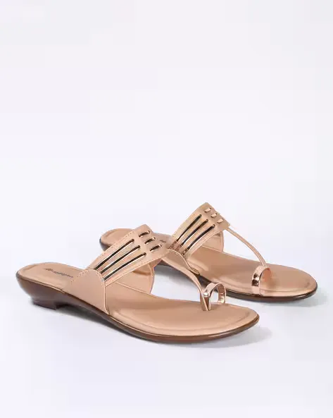 Metallic Toe-Ring Flat Sandals