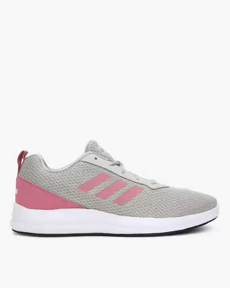 Soar Lace-Up Sports Shoes