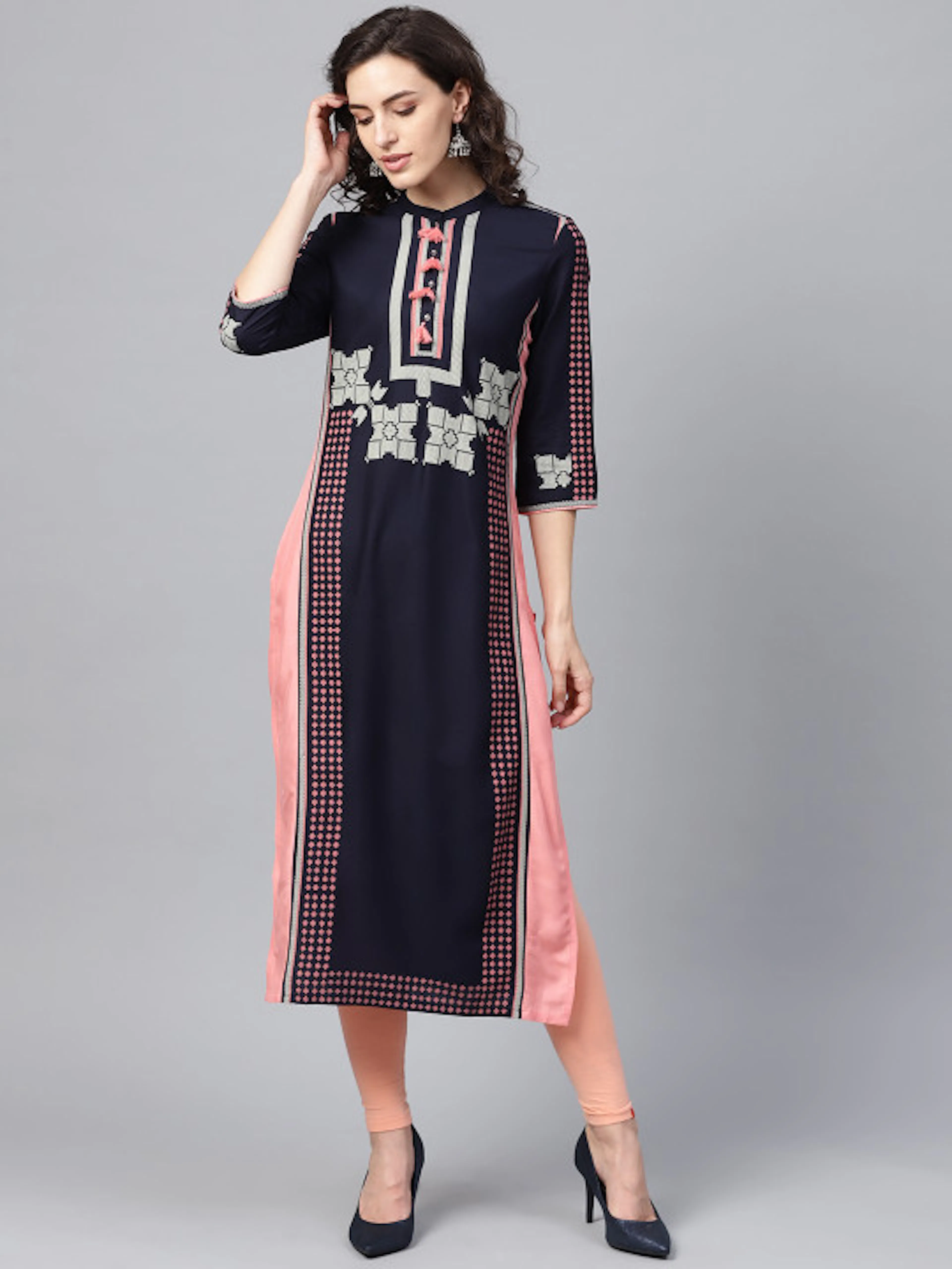 W Women Navy Blue & Pink Printed Straight Kurta
