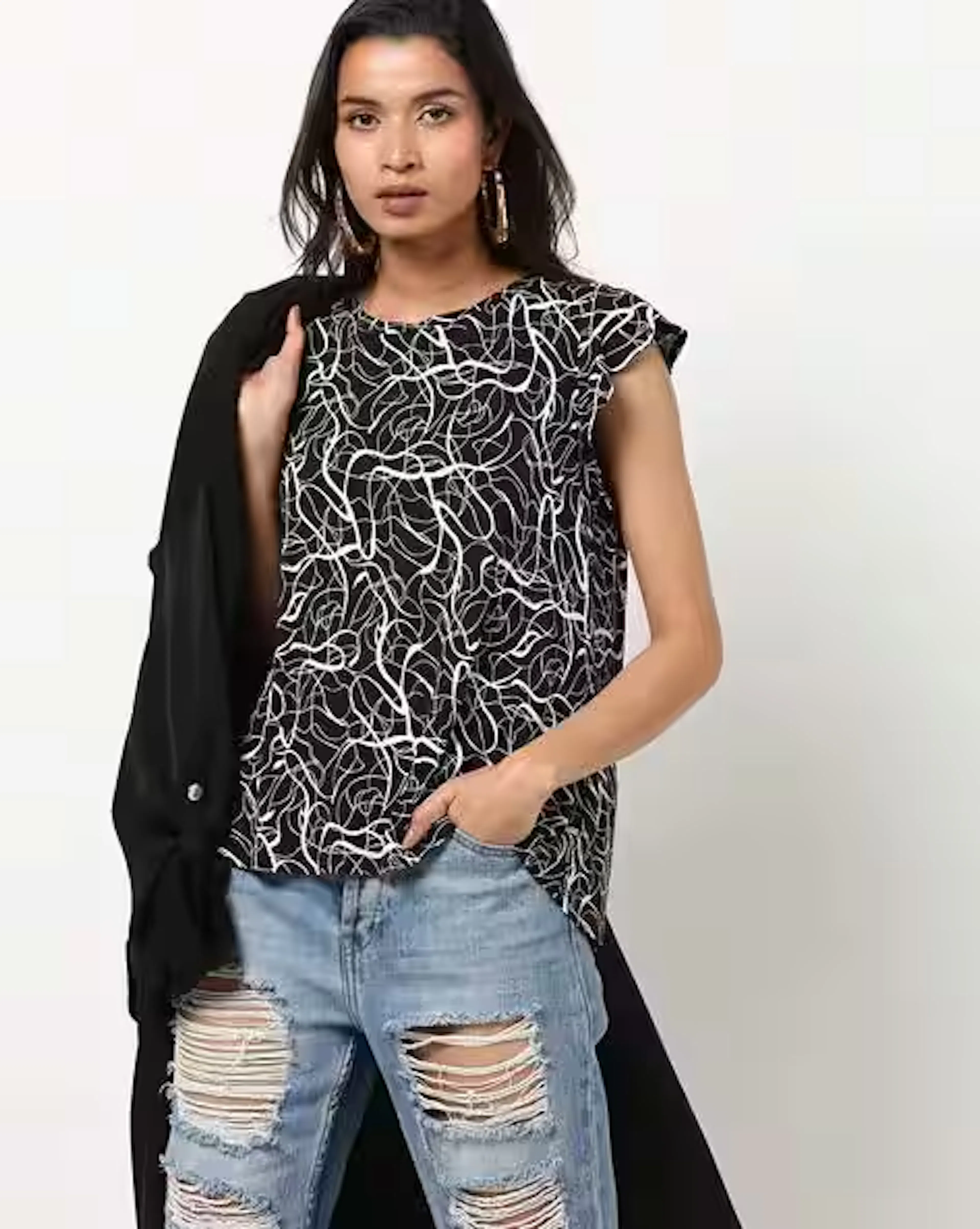 Printed Top with Ruffled Sleeves