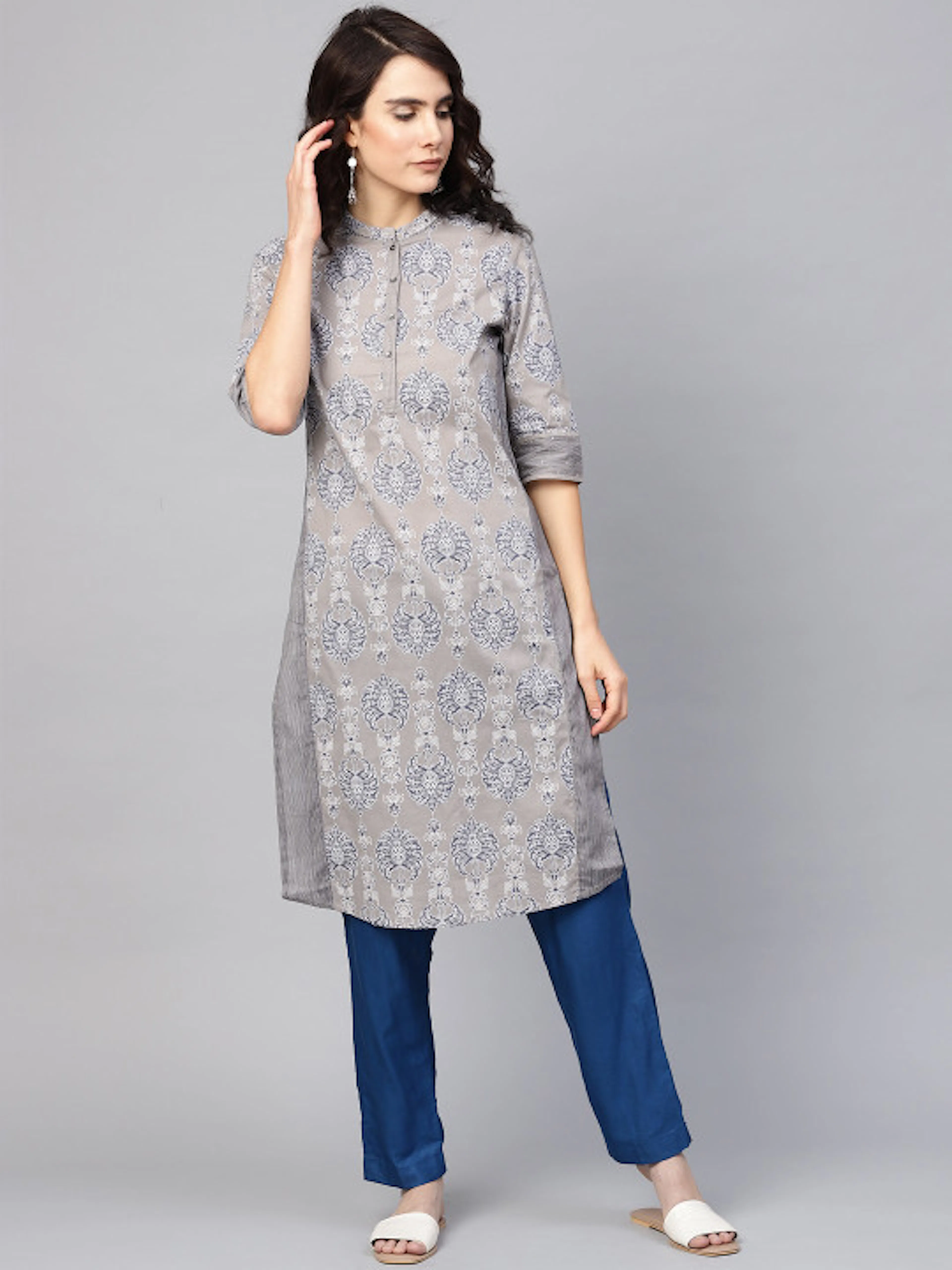 W Women Grey & Blue Printed Straight Kurta