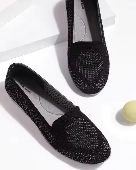 Textured Ballerina Flat Shoes