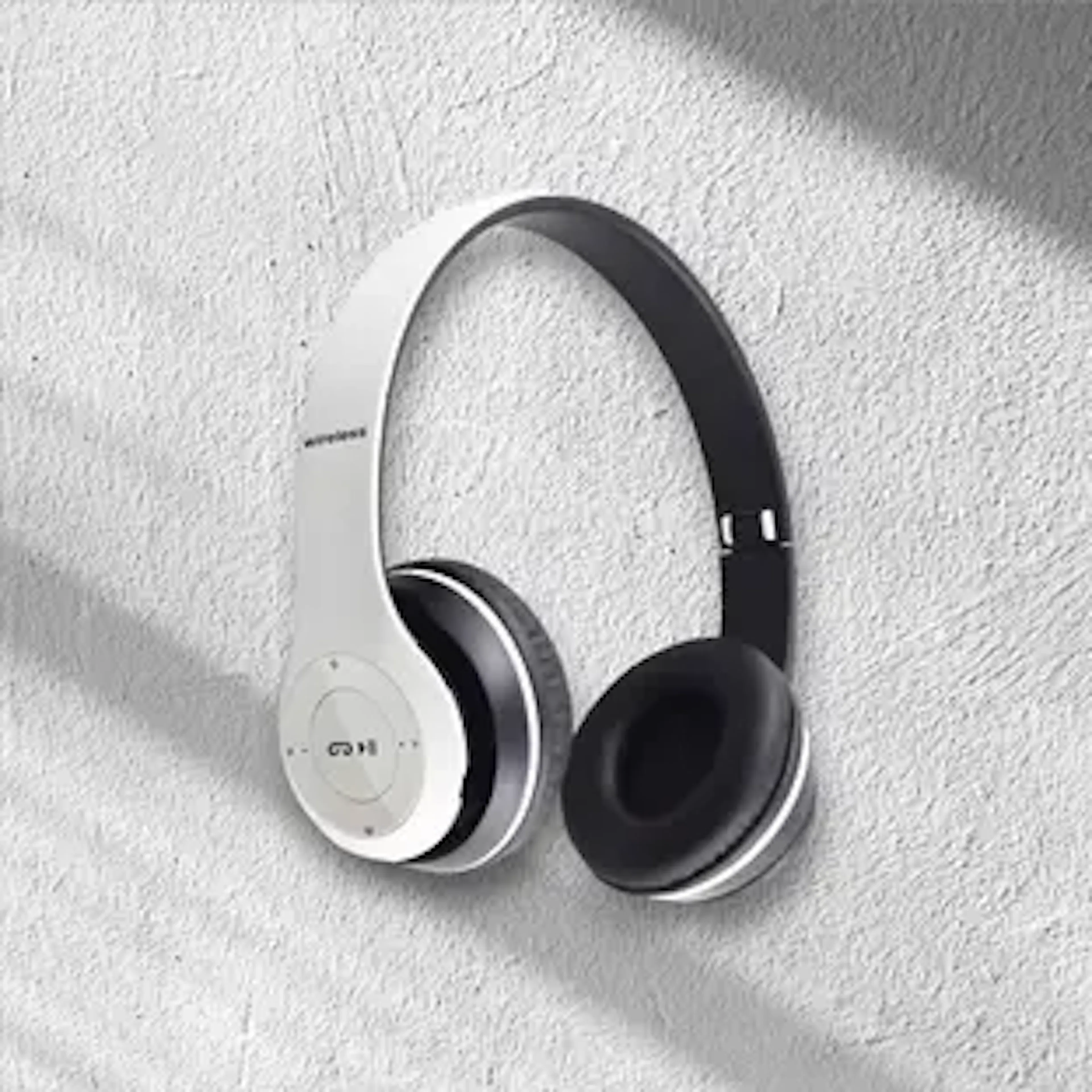 VEDRID BEST SALE PORTABLE LEIGHTWEIGHT THUNDER SOUND GAMING SPORTS WIRLESS HEADPHONE Bluetooth