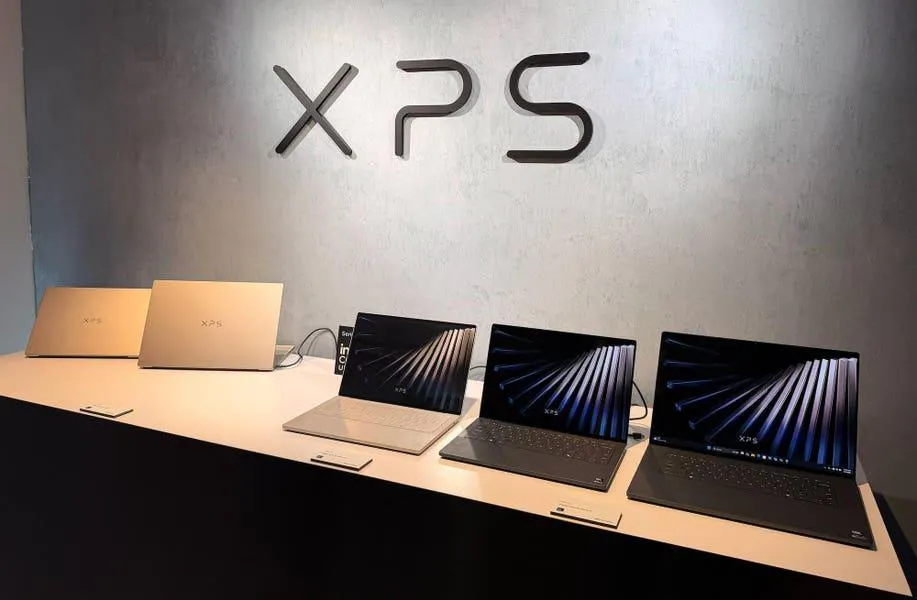 Dell XPS 16 Laptops