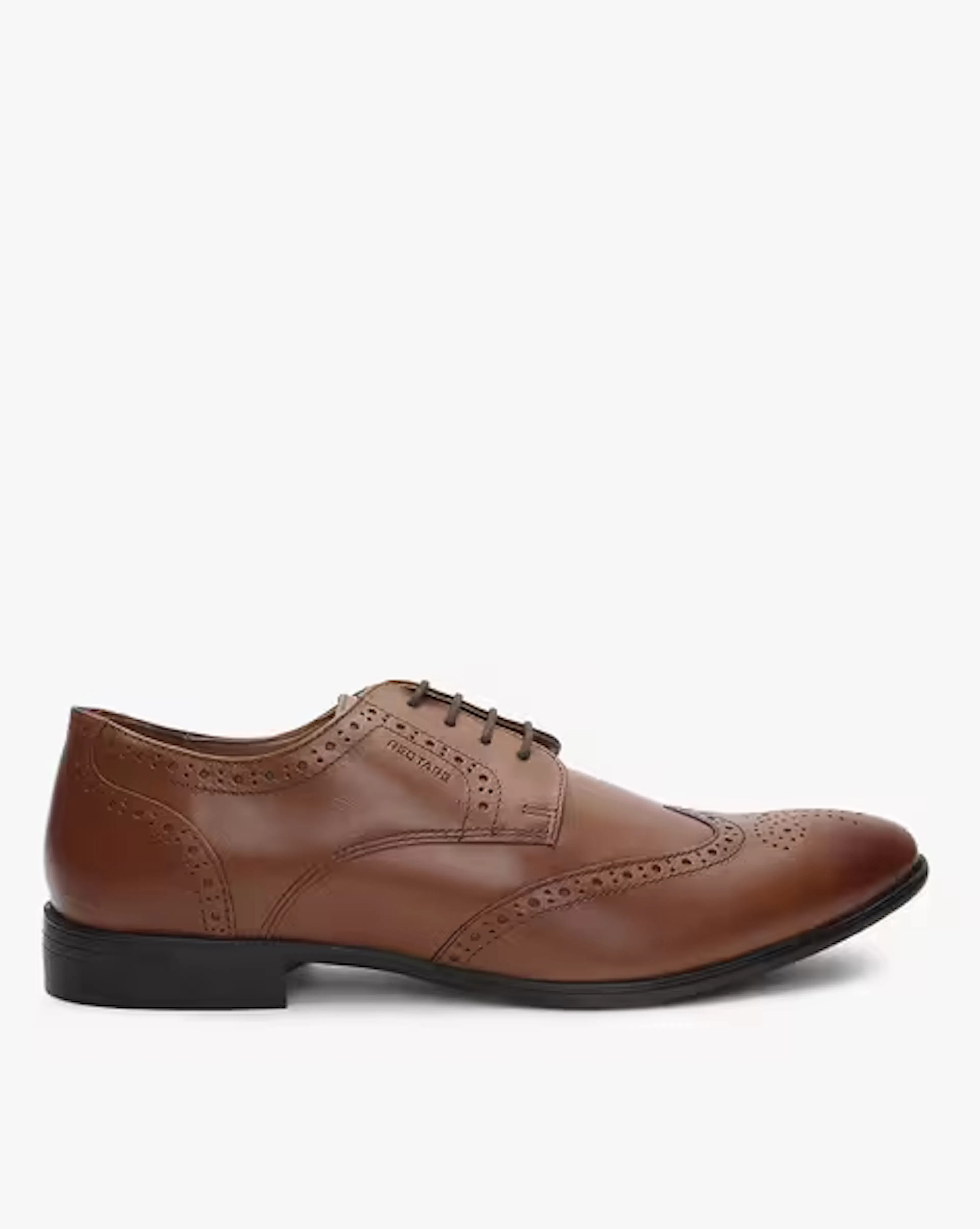 Low-Top Derbies with Broguing