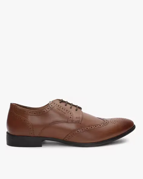 Low-Top Derbies with Broguing