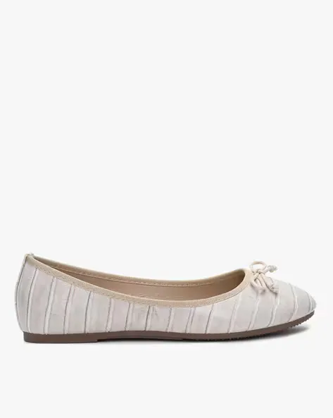 Croc-Embossed Round-Toe Ballerinas