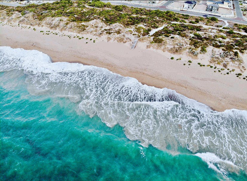 shoreline-landscape-picture