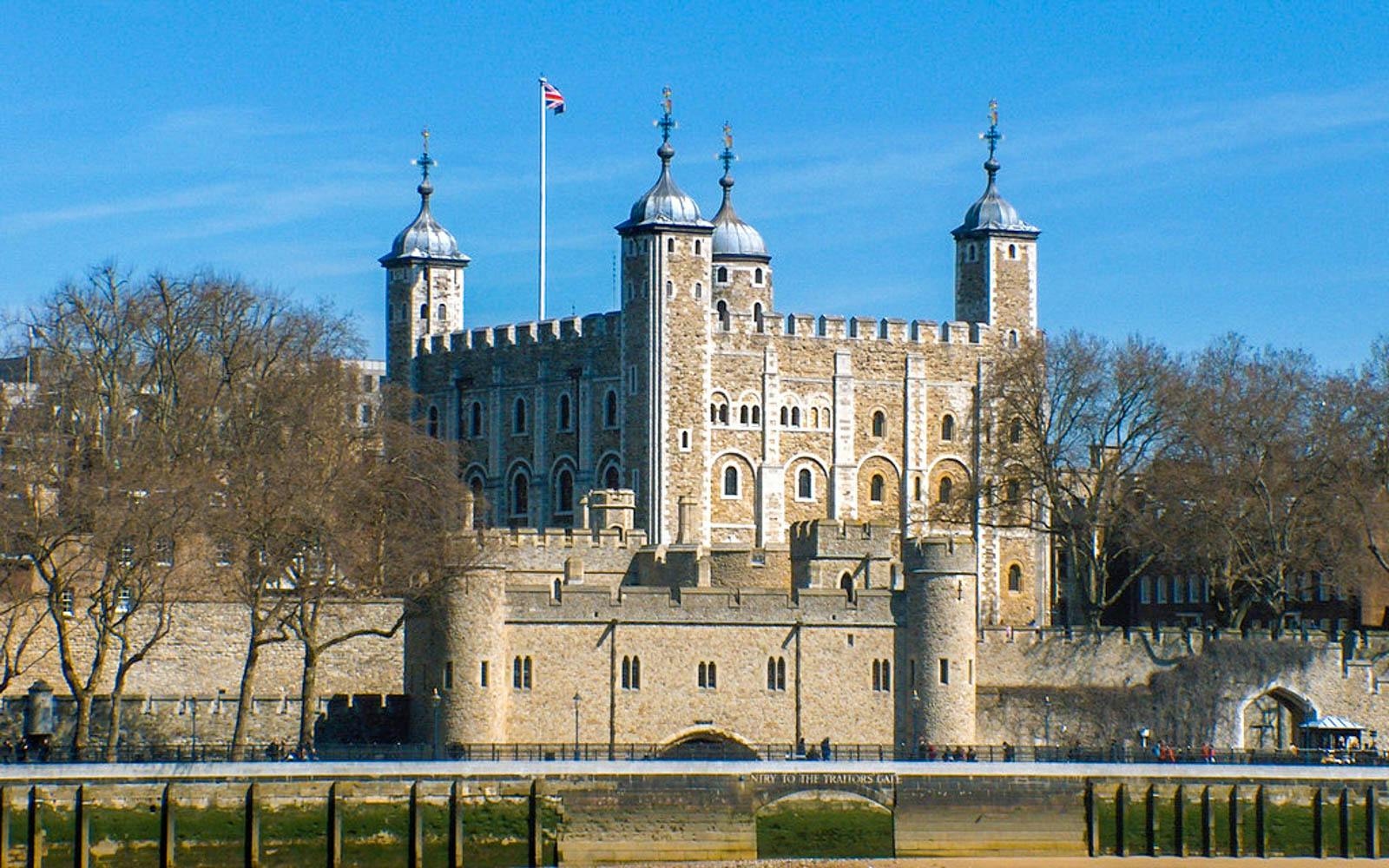 best time to visit tower of london