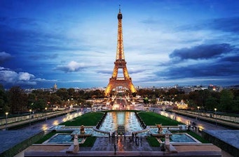 Eiffel Tower- Bateaux Parisiens Cruise