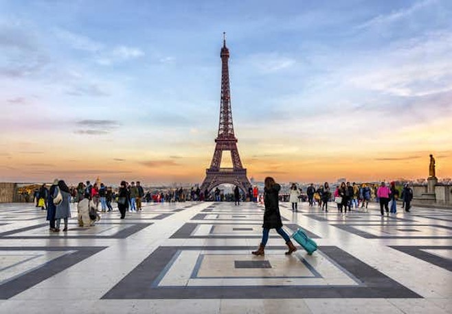 Marque place Tour Eiffel Paris par 4