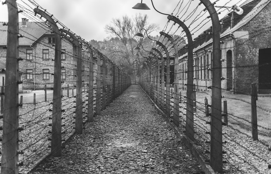 Auschwitz orari