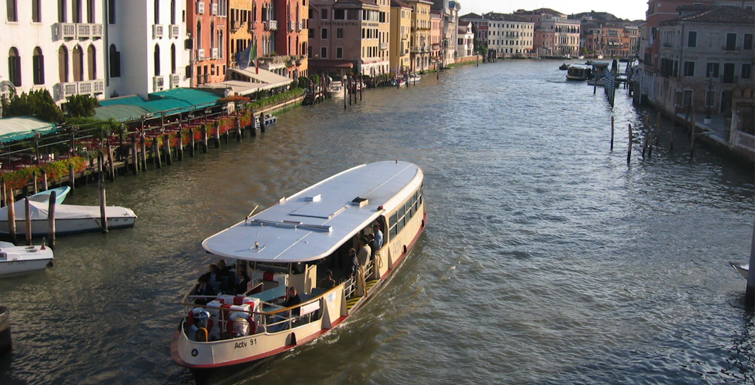 vaporetto veneza