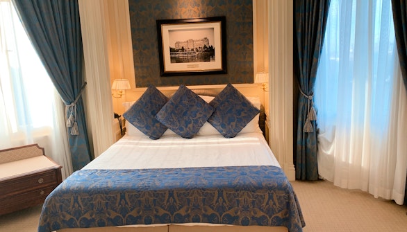 Kew Gardens Hotels