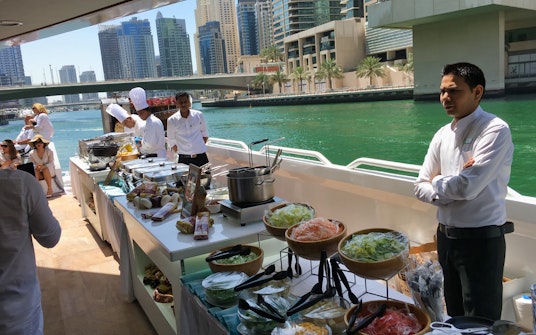 dubai yacht tours