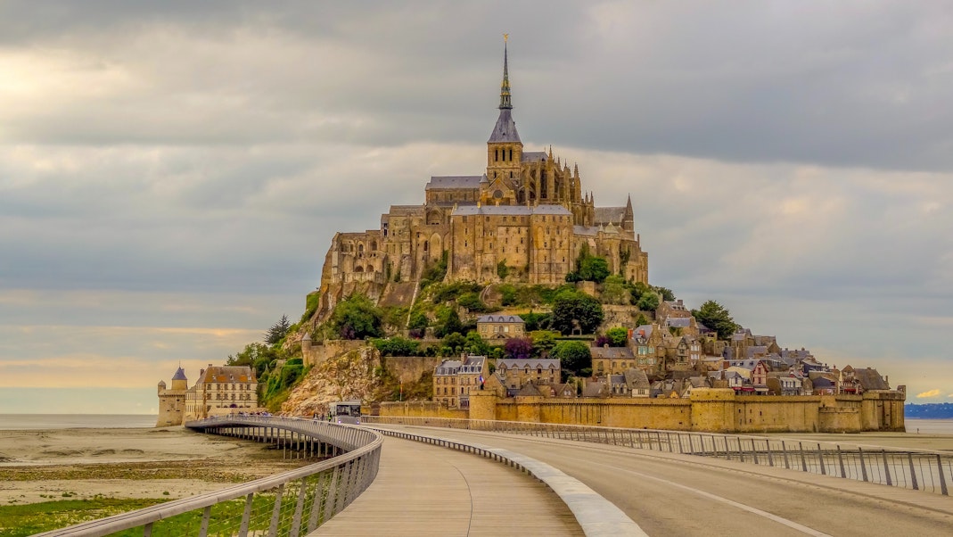 best day trips from paris
