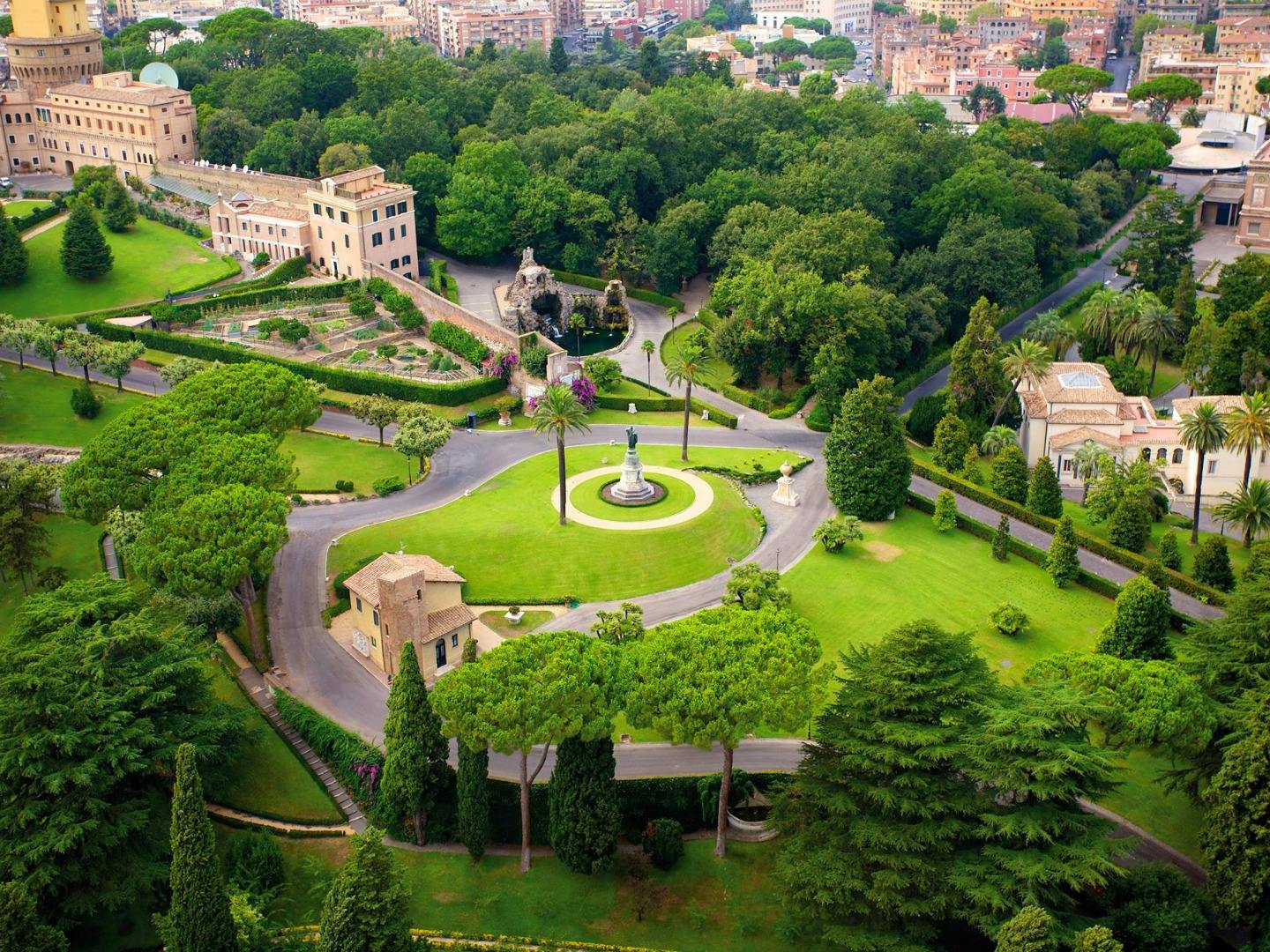 can you tour the vatican gardens