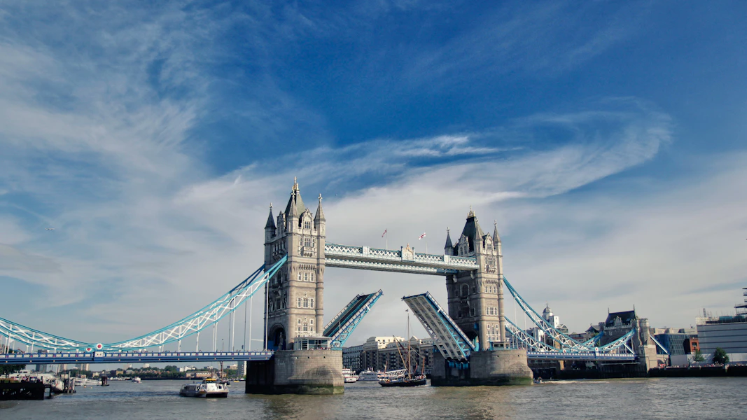 Tower Bridge Öffnung