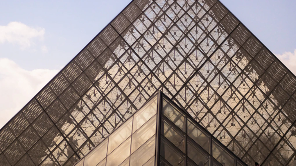 louvre museum parijs