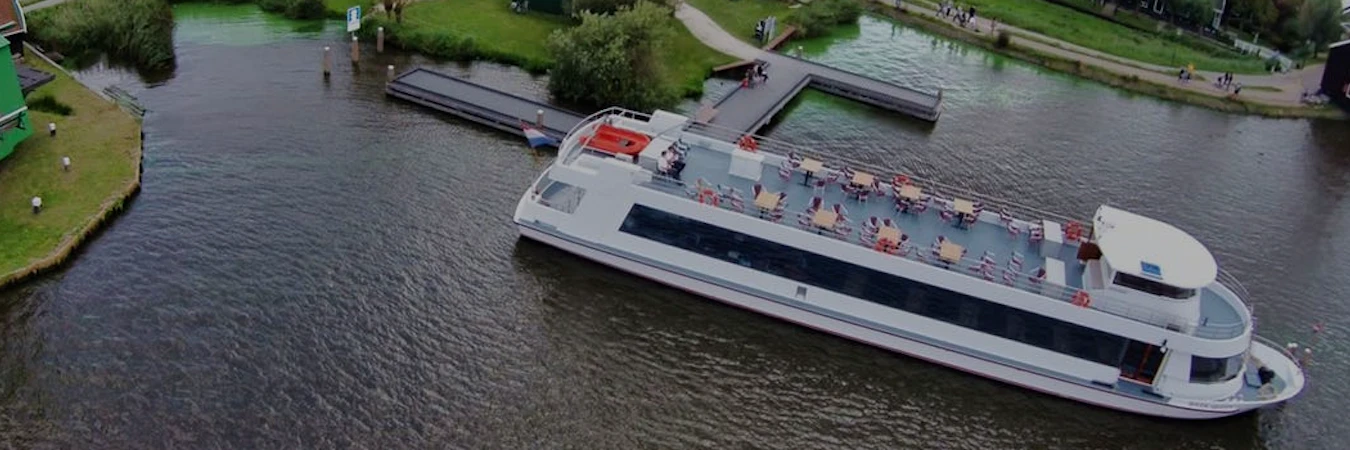 crucero por el puerto Ámsterdam