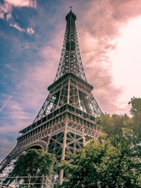 Mejor época para viajar a París - Torre Eiffel