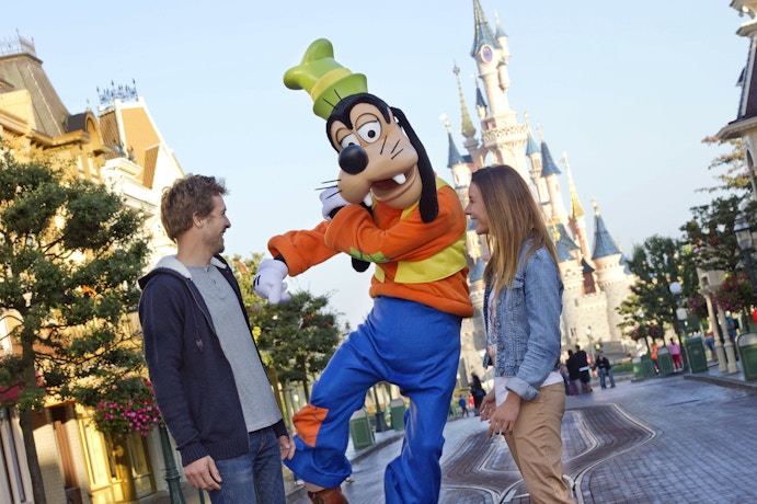 Disneyland Paris Opening Times