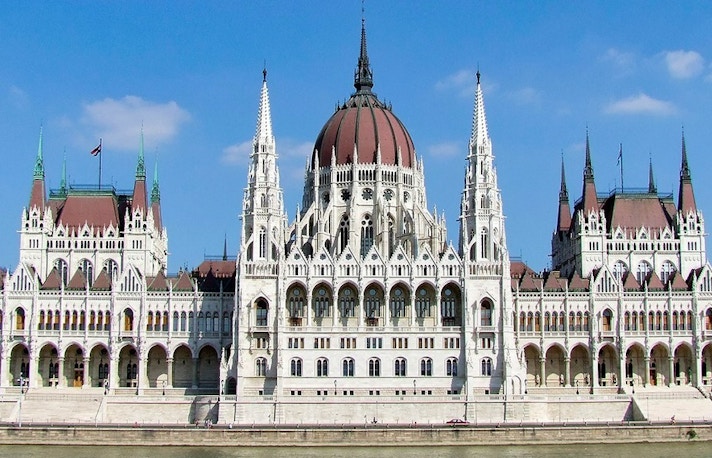 visiter parlement hongrois