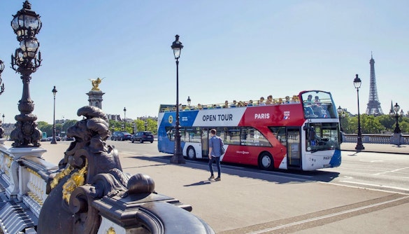 Paris city travel guide - Bus