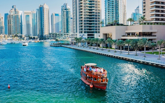 dubai marina dhow cruise