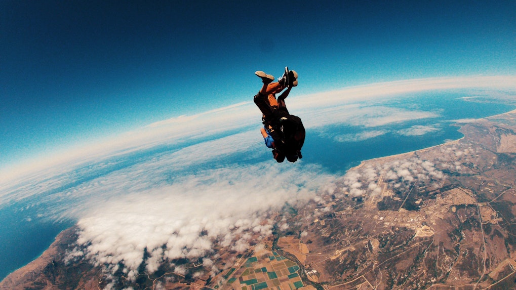 Go Skydiving: Best places to skydive tandem skydiving FAQ and more Go Skydiving: Best places to skydive tandem skydiving FAQ and more