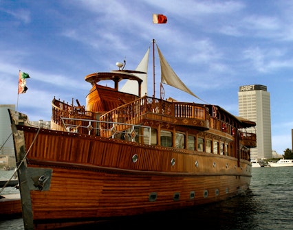 dhow cruise things to do in dubai