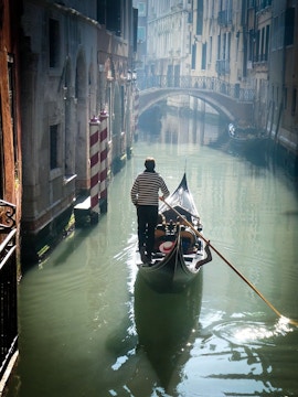 historia de los paseos en góndola en venecia