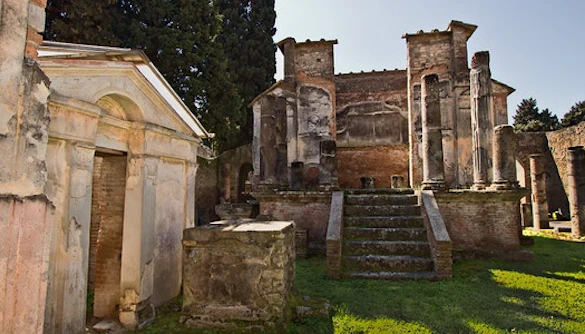 pompeii tours