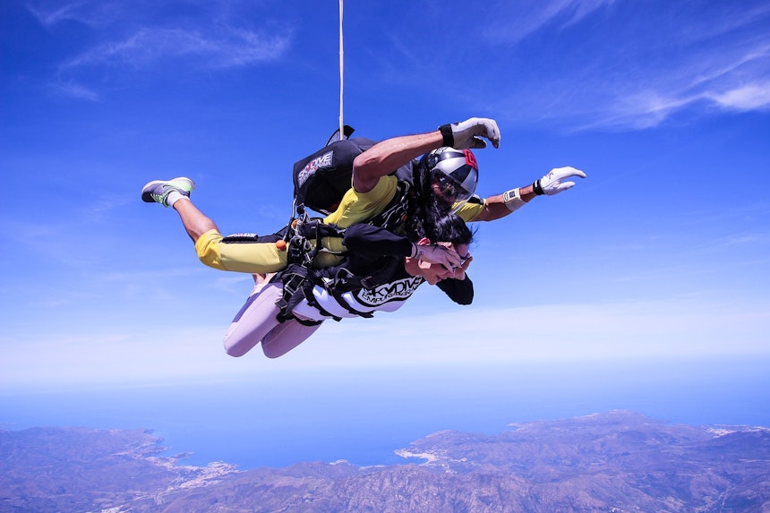 tandem jump dubai