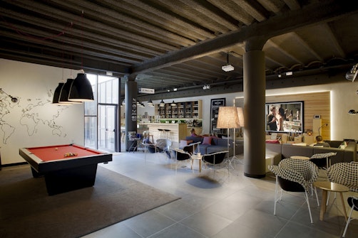 TOC Hostel & Suites