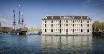 Museu Marítimo Nacional em Amsterdam