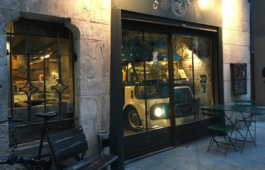 Girona Cafe