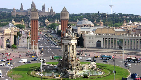 barcelona in january - placa d'espanya