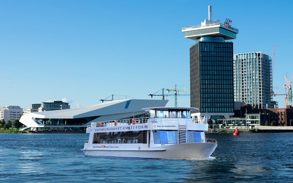 crucero por el puerto Ámsterdam